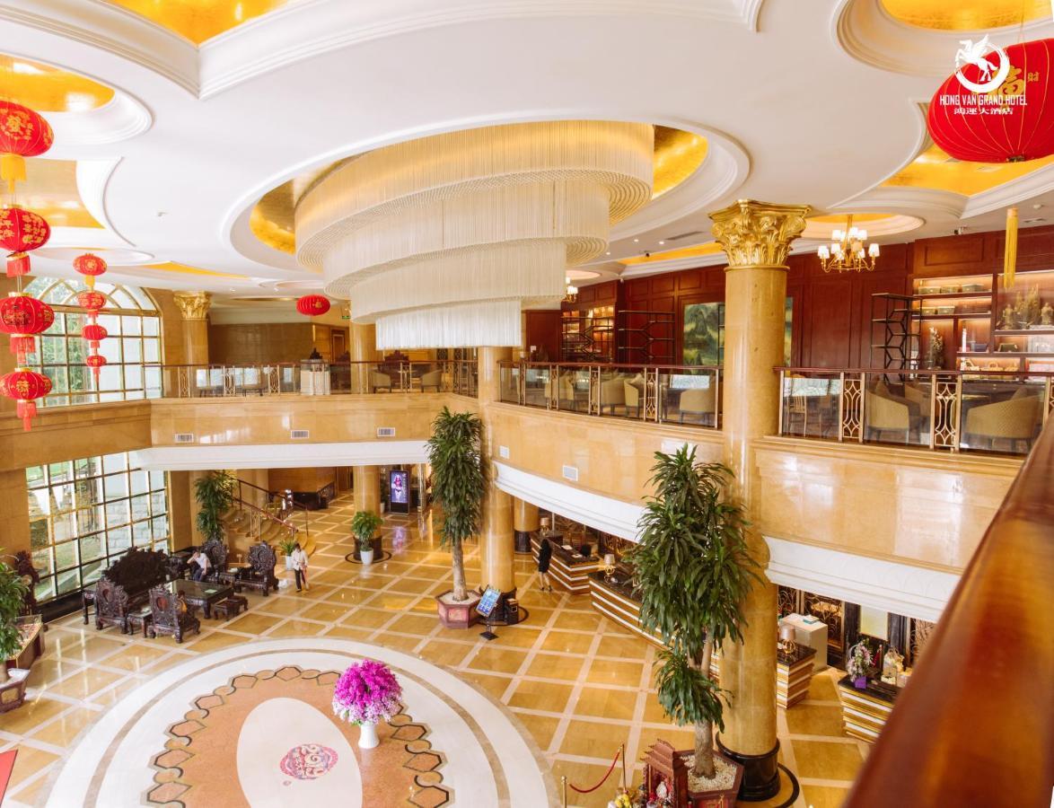 Hong Van Grand Hotel Mong Cai Bagian luar foto