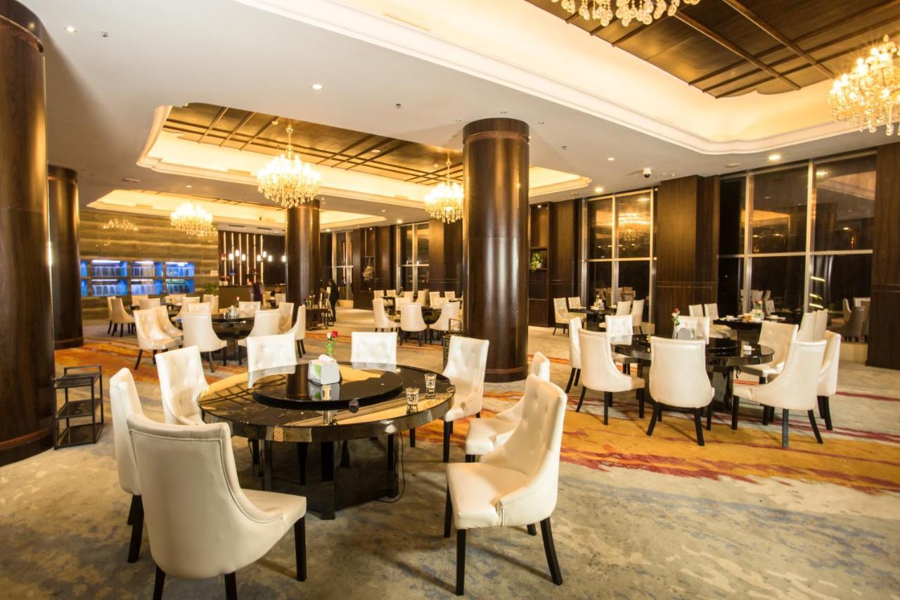 Hong Van Grand Hotel Mong Cai Bagian luar foto