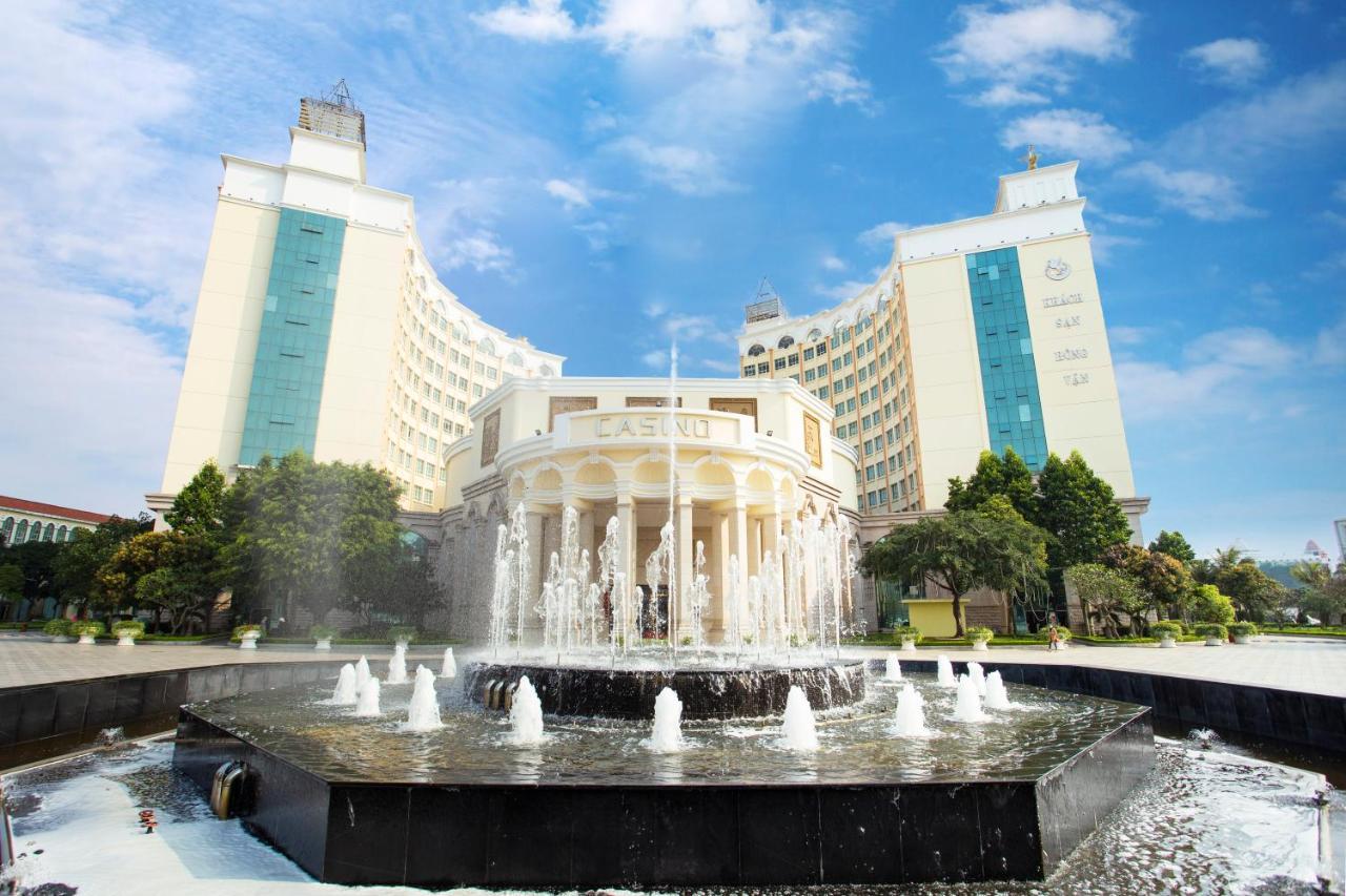 Hong Van Grand Hotel Mong Cai Bagian luar foto